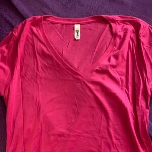 Women’s Ideal T V-neck Tee